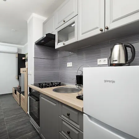 Apartmán Nina, 200m From The Old Town Of Poreč