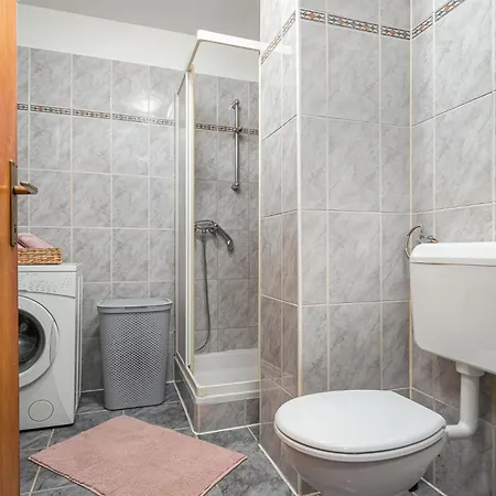 Nina, 200m From The Old Town Of * Πόρετς